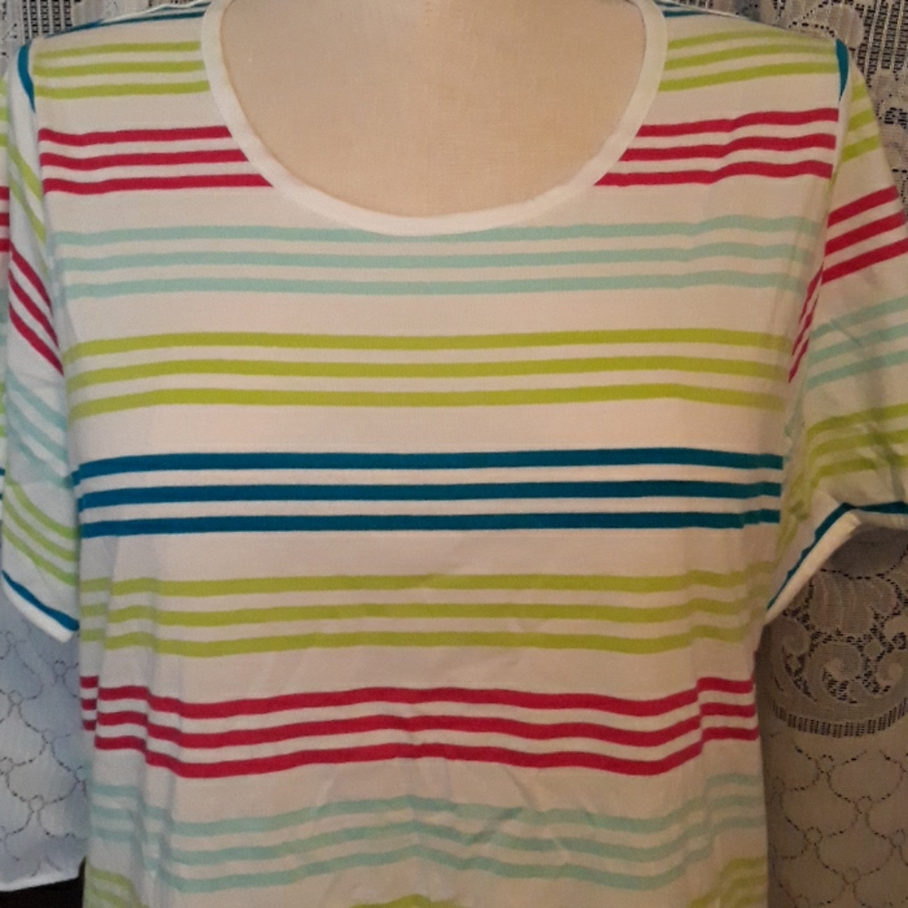 Stripe tee and capri combo